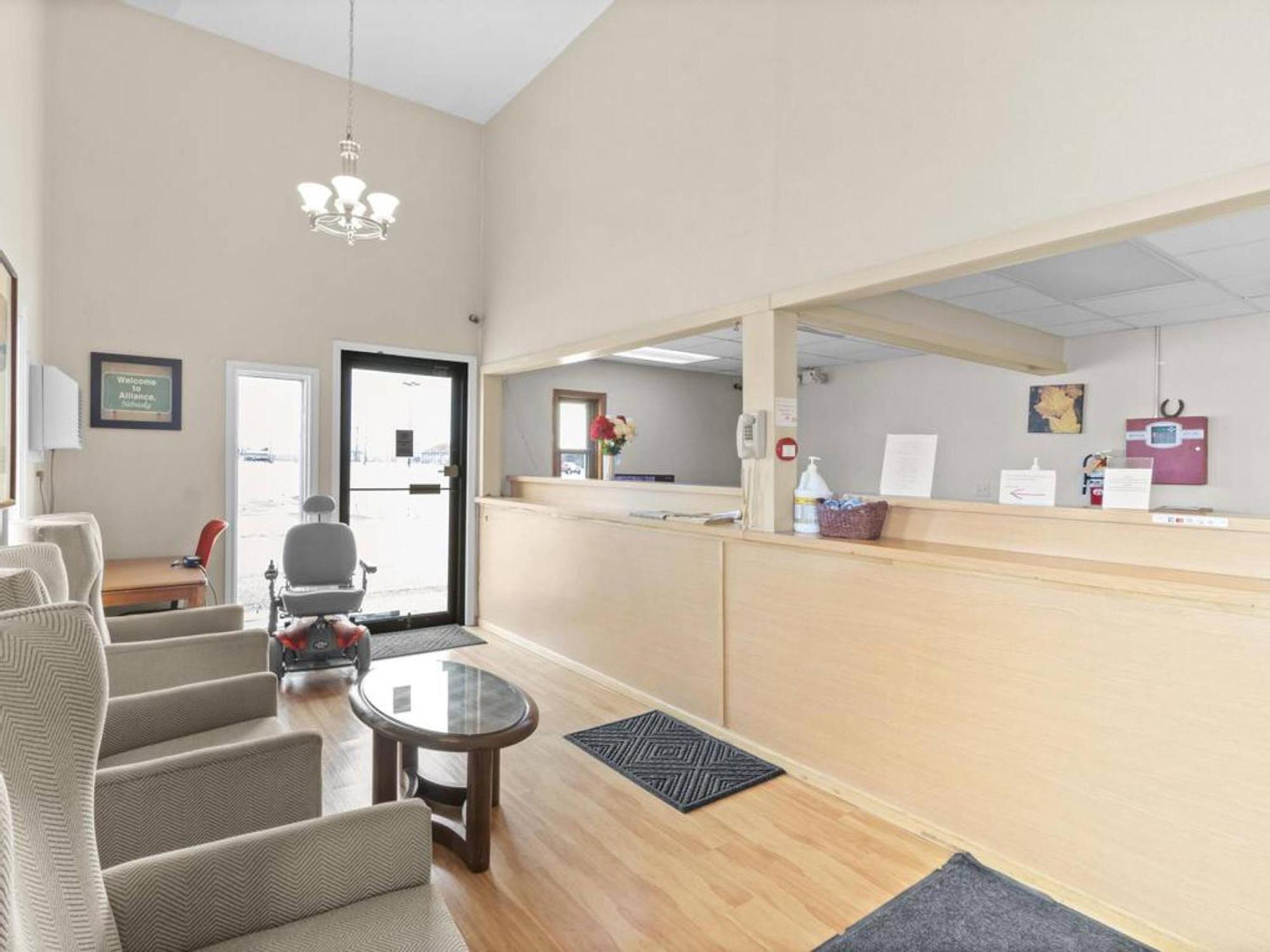 Value Stay Lodge Alliance Exteriér fotografie